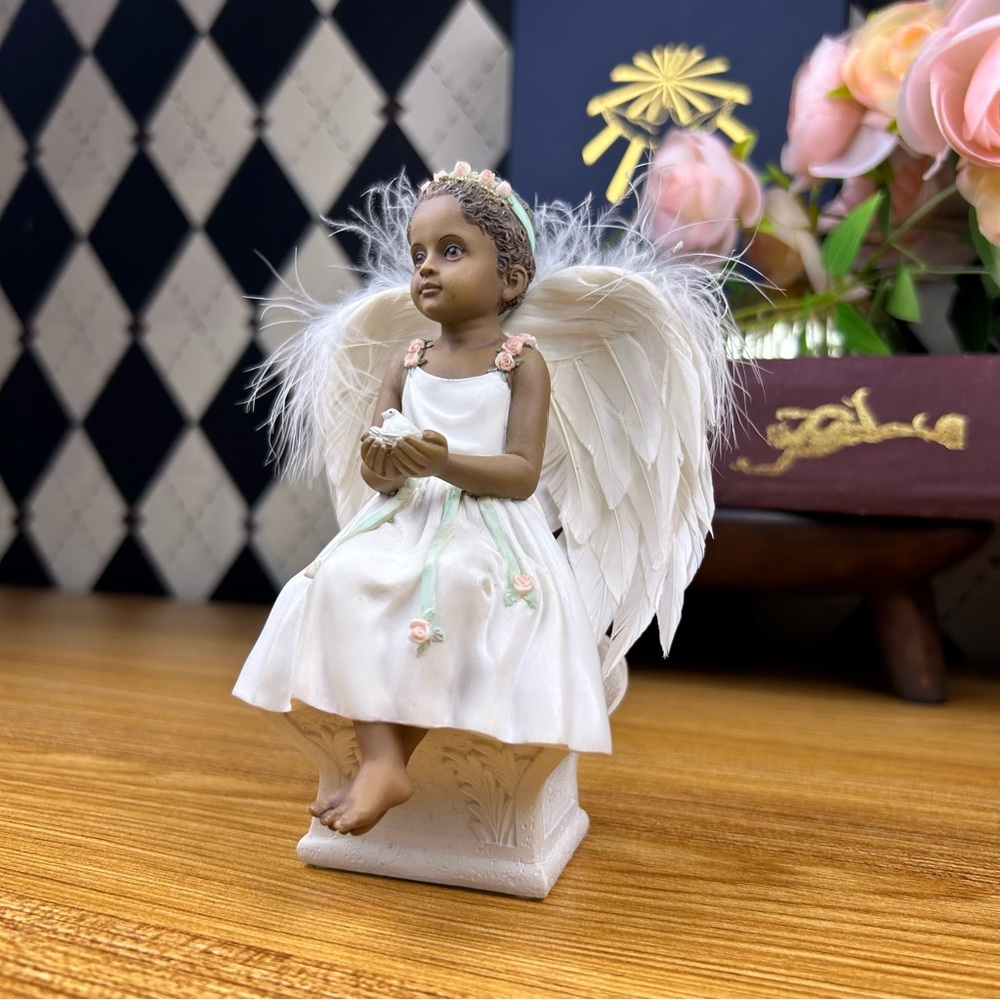 Sweet Child Angel Figurine Sculpture Nurturing Birds Home Décor Collectible Rare - Picture 10 of 12